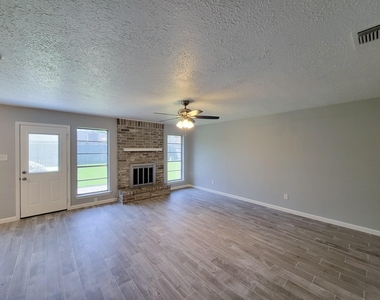 10115 Enchanted Stone Drive - Photo Thumbnail 9