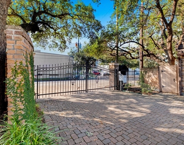 5304 Brownway Street - Photo Thumbnail 27