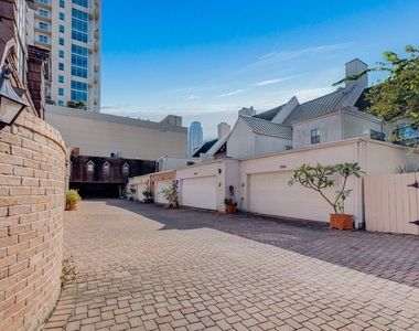 5304 Brownway Street - Photo Thumbnail 29