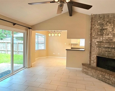 22 W Broken Oak Court - Photo Thumbnail 7