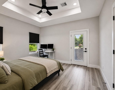 3614 Jipsie Lane - Photo Thumbnail 2
