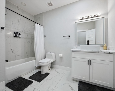 3614 Jipsie Lane - Photo Thumbnail 5
