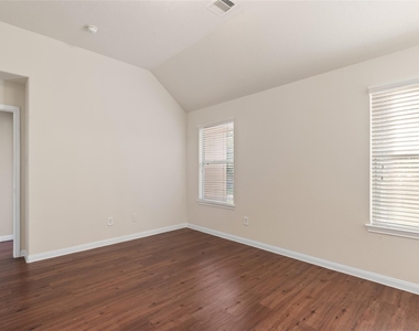 15606 Kiplands Bend Drive - Photo Thumbnail 14