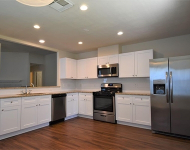 1014 Redcrest Springs Court - Photo Thumbnail 4