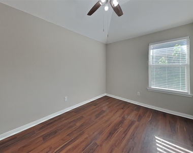 6506 Rose Willow Lane - Photo Thumbnail 13