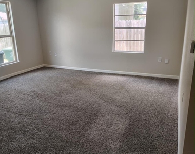 7318 Laredo Street - Photo Thumbnail 19