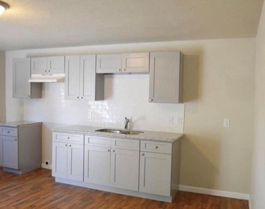 7318 Laredo Street - Photo Thumbnail 2