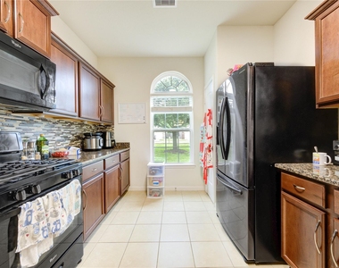 7546 Fettle Lane - Photo Thumbnail 8