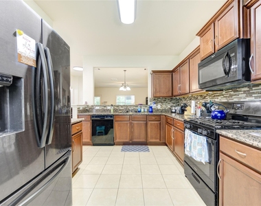 7546 Fettle Lane - Photo Thumbnail 10