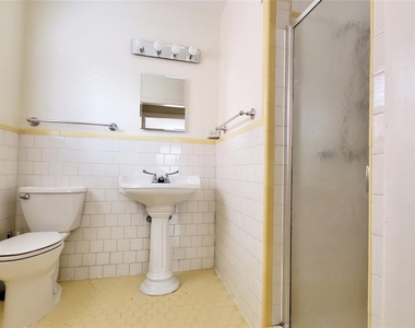 2018 Mcclendon Street - Photo Thumbnail 8