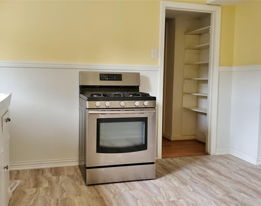 2018 Mcclendon Street - Photo Thumbnail 3