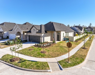 10472 Wild Rice Street - Photo Thumbnail 33