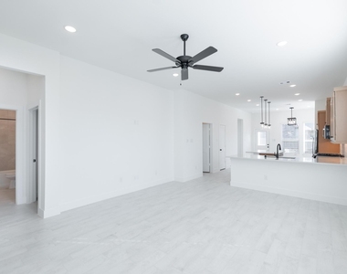 10472 Wild Rice Street - Photo Thumbnail 8