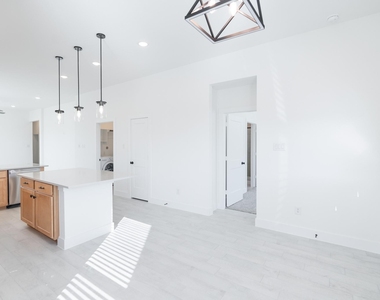 10472 Wild Rice Street - Photo Thumbnail 16