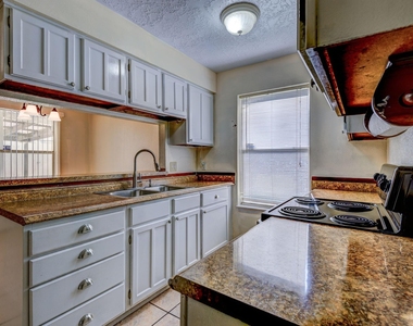 9742 Charmont Road - Photo Thumbnail 11