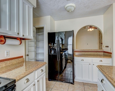 9742 Charmont Road - Photo Thumbnail 12