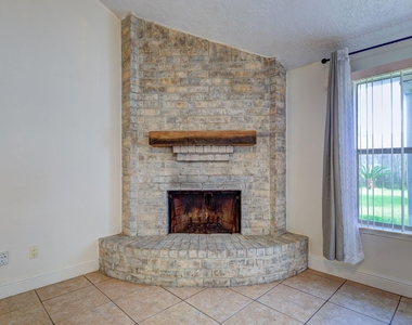 9742 Charmont Road - Photo Thumbnail 6