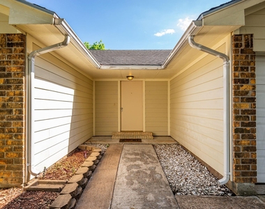 9742 Charmont Road - Photo Thumbnail 3