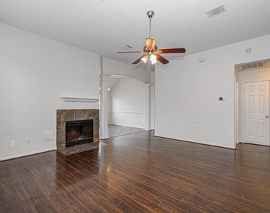 18303 Brenwood Manor Drive - Photo Thumbnail 5