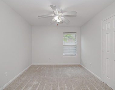 18303 Brenwood Manor Drive - Photo Thumbnail 21
