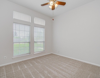 18303 Brenwood Manor Drive - Photo Thumbnail 26
