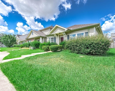 6162 Settlers Lake Circle E - Photo Thumbnail 2