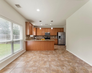 17815 Misty Pond Court - Photo Thumbnail 7