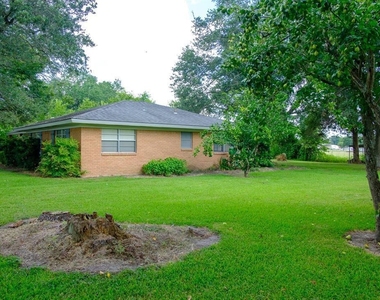 9231 Kostelnik Street - Photo Thumbnail 21