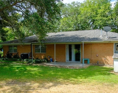 9231 Kostelnik Street - Photo Thumbnail 25