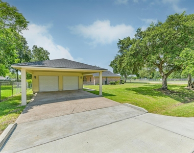 2401 Woody Road - Photo Thumbnail 26