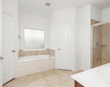 1613 Saulnier Street - Photo Thumbnail 19