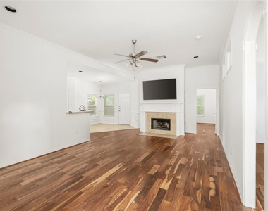 1613 Saulnier Street - Photo Thumbnail 6