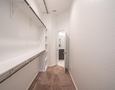 28104 Rocky Heights Drive - Photo Thumbnail 24