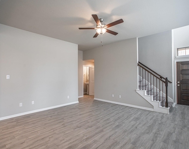 28104 Rocky Heights Drive - Photo Thumbnail 12