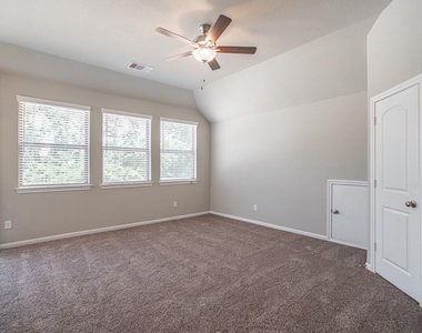 28104 Rocky Heights Drive - Photo Thumbnail 27