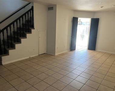 6111 Beverly Hill Street - Photo Thumbnail 2