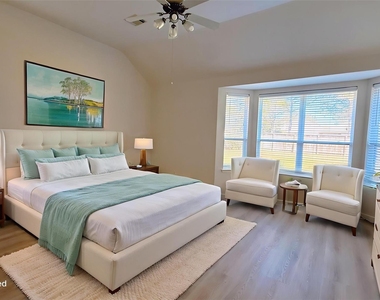 8610 Rising Oak Lane - Photo Thumbnail 10