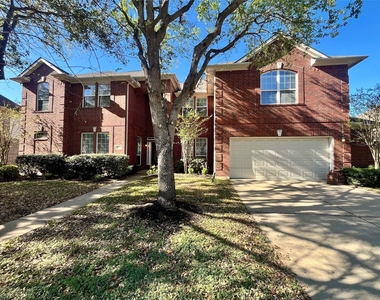 8610 Rising Oak Lane - Photo Thumbnail 13