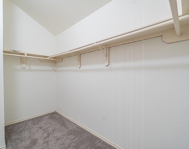 2111 Sailwind Drive - Photo Thumbnail 3