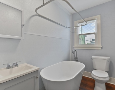 909 28th Street - Photo Thumbnail 13