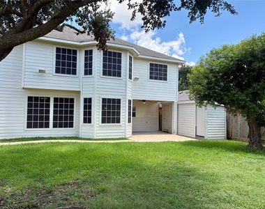 5607 Eagle Sky Boulevard - Photo Thumbnail 18