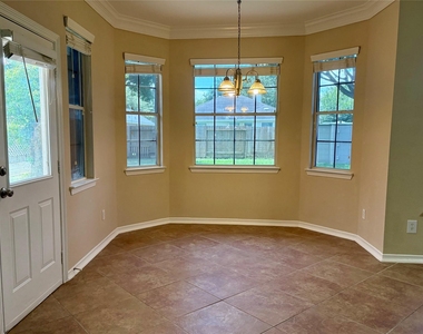 5607 Eagle Sky Boulevard - Photo Thumbnail 5