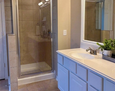 5607 Eagle Sky Boulevard - Photo Thumbnail 14