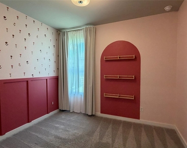 7215 Clearwater Cove Drive - Photo Thumbnail 22