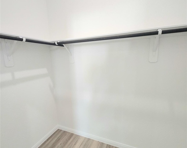 4713 Mallow Street - Photo Thumbnail 17
