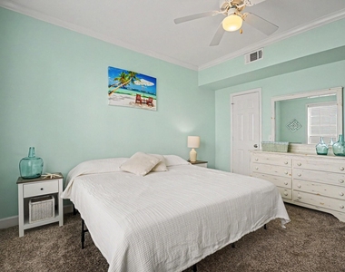 7000 Seawall Boulevard - Photo Thumbnail 13