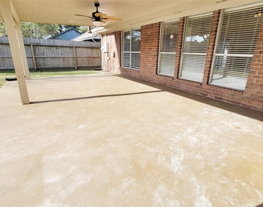 5227 Clarkston Lane - Photo Thumbnail 18
