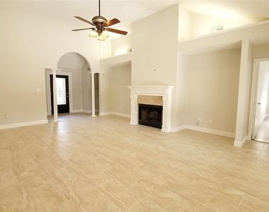 5227 Clarkston Lane - Photo Thumbnail 6