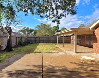 5227 Clarkston Lane - Photo Thumbnail 23