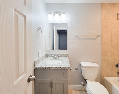 7202 Sandle Street - Photo Thumbnail 11